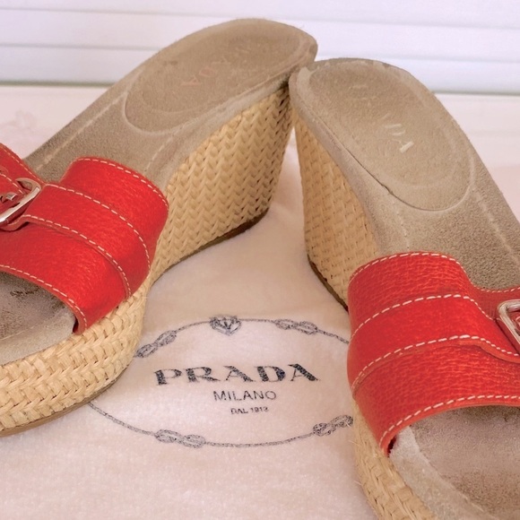 🍊 Orange colored Prada Wicker Open Toed Wedges - Picture 5 of 16